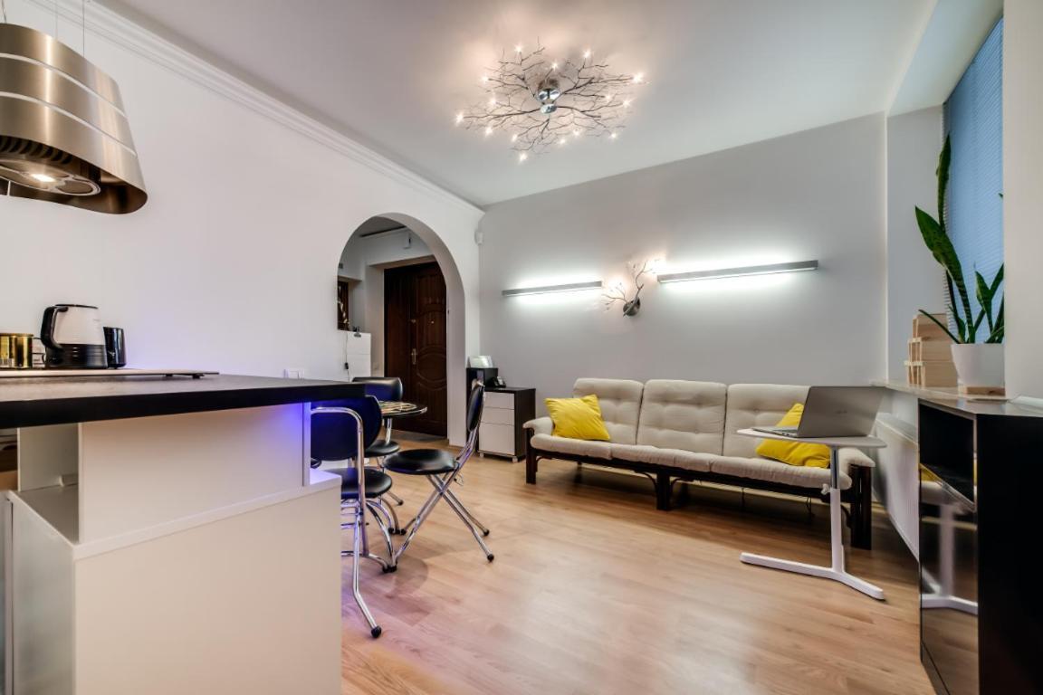 Sova Apartment Lviv Сenter Сity Exterior foto