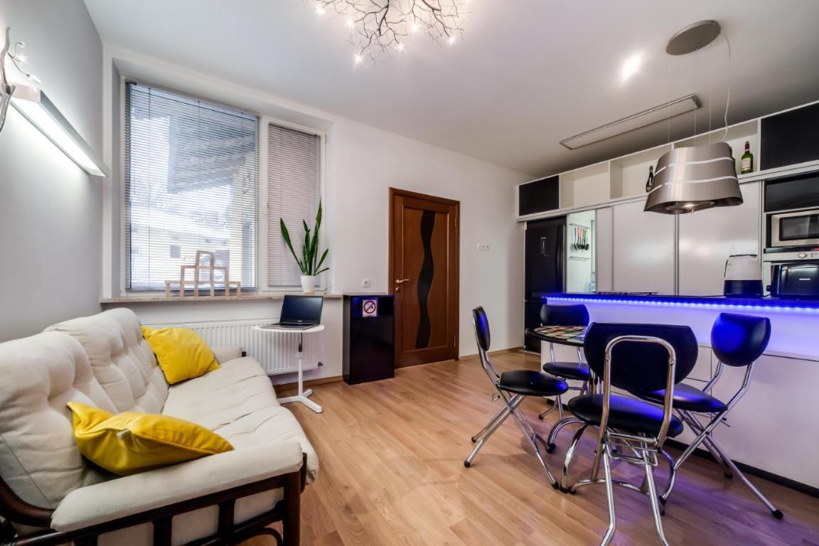 Sova Apartment Lviv Сenter Сity Exterior foto